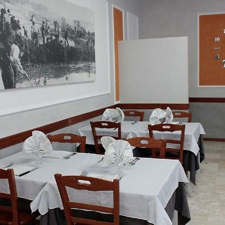 Hotel Derna В'яреджо Екстер'єр фото